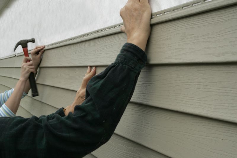 Expert Siding Consultation